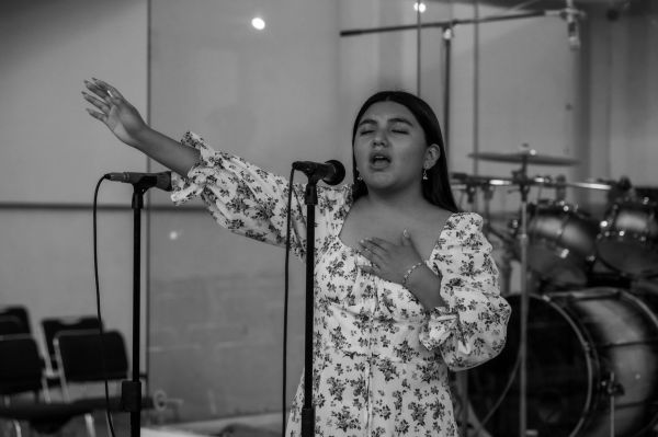 École de chant à Marseille : perfectionnez votre voix avec des experts